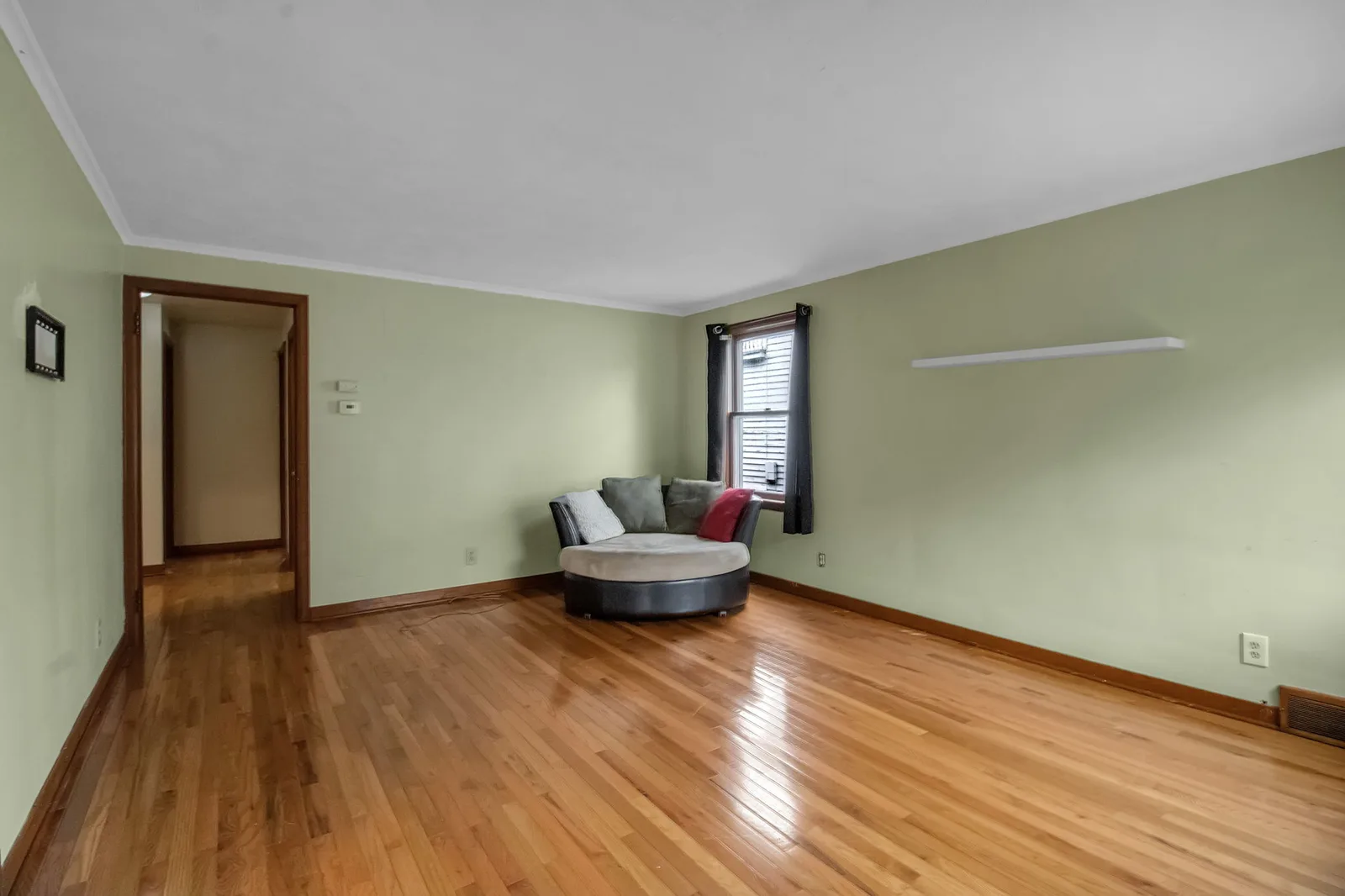 233 Highgate Ave — property photo
